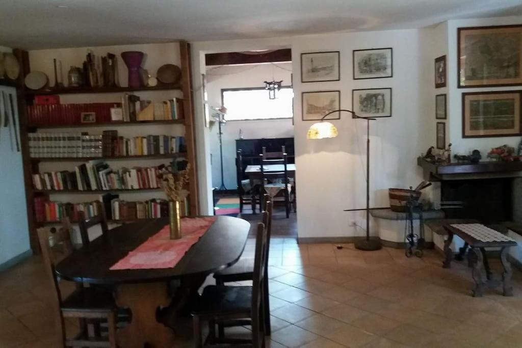 Villa Country House Tra Lago E Mare A Sud Di Roma à Campoleone Extérieur photo